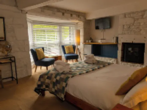 Wild Garlic Rooms Hotels in Nailsworth