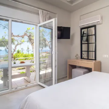 Fata Morgana Studios & Apartments