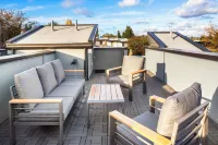 Lake View Townhouse
