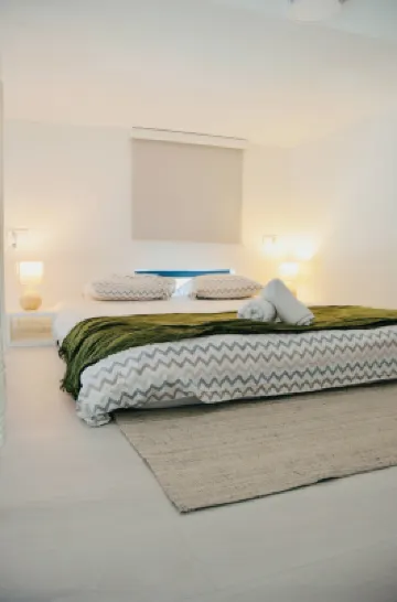 Beach style loft apartment Hotels in 