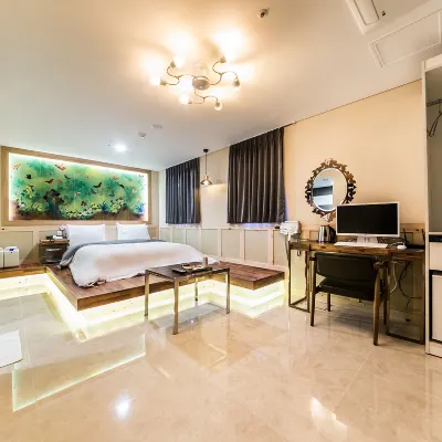 Cheonho Hotel Gam Отели рядом с достопримечательностью «Рынок Амса»