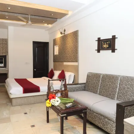 Hotel Panna Paradise-Just 600M Away from TajMahal