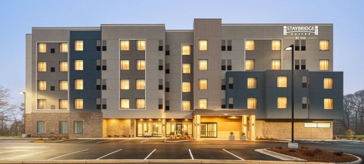 Staybridge Suites NORFOLK AIRPORT by IHG Hotels in Norfolk