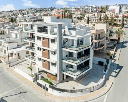 Sanders Only Hotels in Agios Athanasios