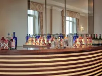 Galway Bay Hotel Conference & Leisure Centre - ที่มีบาร์