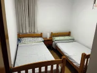 Beachfront apartment (pet friendly)