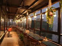 Hotel Flamount Arka Studios Hotels near Turkish Consulate