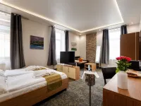 Hotel Garzon Plaza Hotels in Gyor