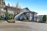 Lakefront Condo and Beach