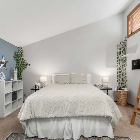 Oakway Oasis - 6 Minutes To Autzen 4 Bedroom Home