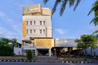 Front One The Andia Boyolali โรงแรมใน