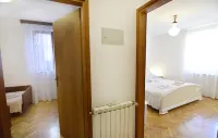 Peaceful stay with bbq and parking