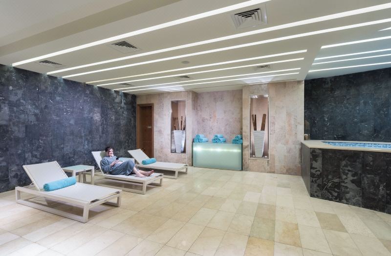 Grand Millennium Muscat Apartments and Suites connected to Mall photo 2