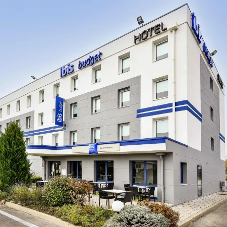 Ibis Budget Dijon Saint Apollinaire Отели рядом с достопримечательностью «Медицинский центр при Университете Бургундии в Дижоне»