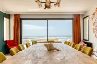 Villa Oceans – 5-Star Luxury with Panoramic Sea Views in Vendee - Villas