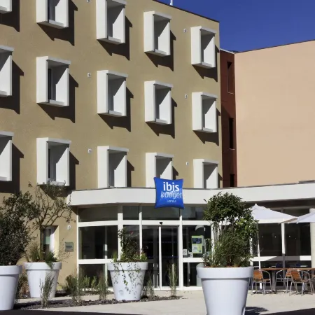 Ibis Loriol le Pouzin