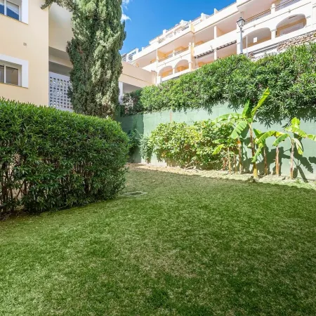 Lalq13 Stunning Frontline Golf 3 Bed Apt