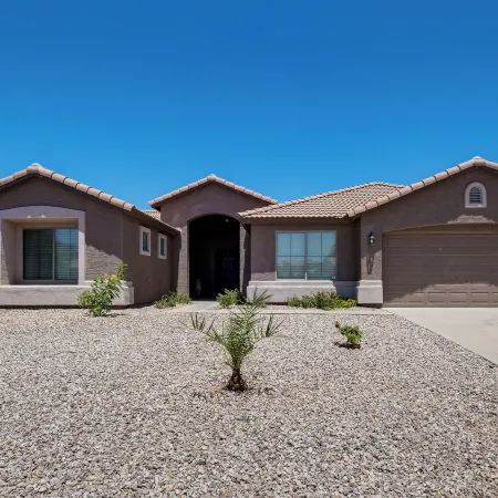 Spacious Backyard! Family Haven in San Tan Valley