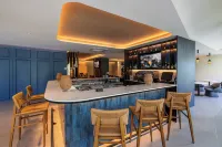 Senator Banus - bar