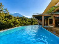 Grand Kanaya Baturraden Hotel - piscina