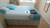En Suite Shower Room Double Room with 1 Double Deyr - 2 stelle