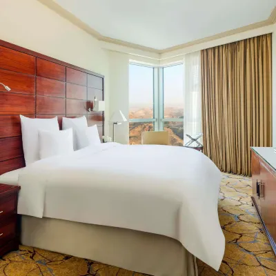 Mövenpick Hotel & Residence Hajar Tower Makkah Hotels near Ajyad