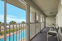 Destin Holiday Beach Resort - Ocean View