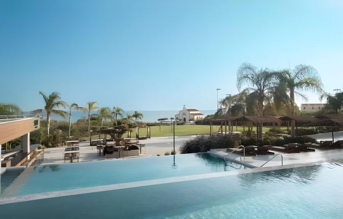 Cavo Zoe Seaside Hotel