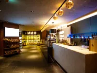 Skye Niseko - bar
