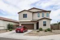 Mackenzie - Private BR w-Shared Bathroom Hotels in Maryvale