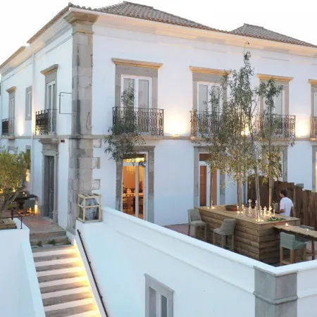 Colegio Charm House