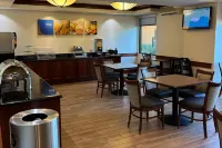 Comfort Inn & Suites Newark - Wilmington - breakfast