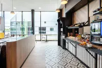 B&B Hôtel Cergy Saint-Christophe - Desayuno
