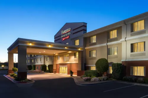 Fairfield Inn & Suites Odessa - 3 tähden