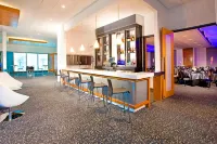 Aloft Mount Laurel - بار