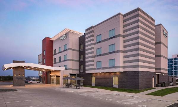 Fairfield Inn & Suites Omaha at MH Landing