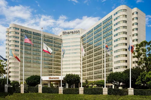 Sheraton Gateway Los Angeles Hotel - parking