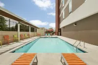 Home2 Suites by Hilton Durham Chapel Hill - Pet friendly