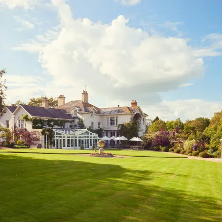 Summer Lodge Country House Hotel