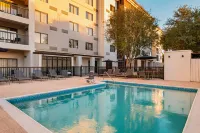 Courtyard Laredo - Uima-altaat