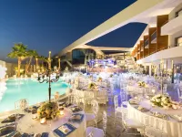 DoubleTree by Hilton Izmir Airport Hotels near Balcova