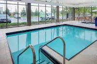 SpringHill Suites Green Bay - parking