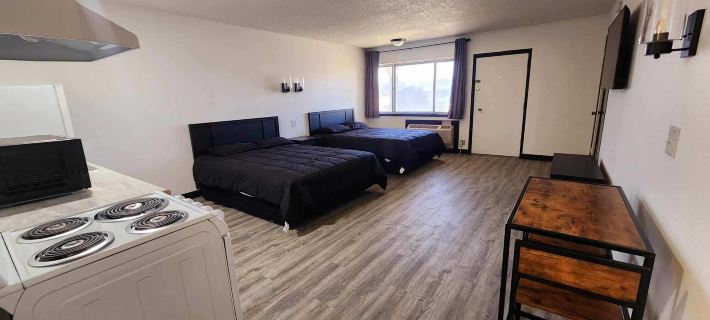 The Hastings Inn Salina Hotels in Saline County