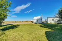 Pet-friendly Farmhouse Suite w/ Patio in Vaughn! - Wifi