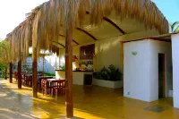 Kites Mancora - parking