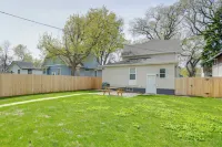 Dog-Friendly Home < 1 Mi to Downtown Fargo! - Homestays