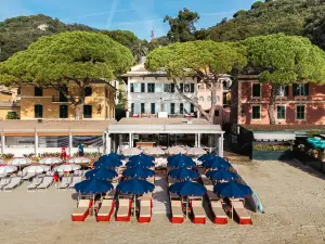 Eight Hotel Paraggi