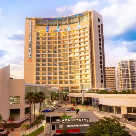 Krystal Urban Cancun & Beach Club