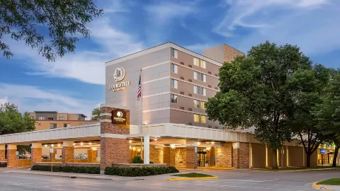 DoubleTree by Hilton Madison Downtown in Madison