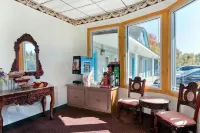 Pocono Night Lodge Hotel di Bartonsville